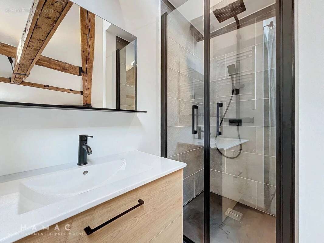 Appartement à OULLINS