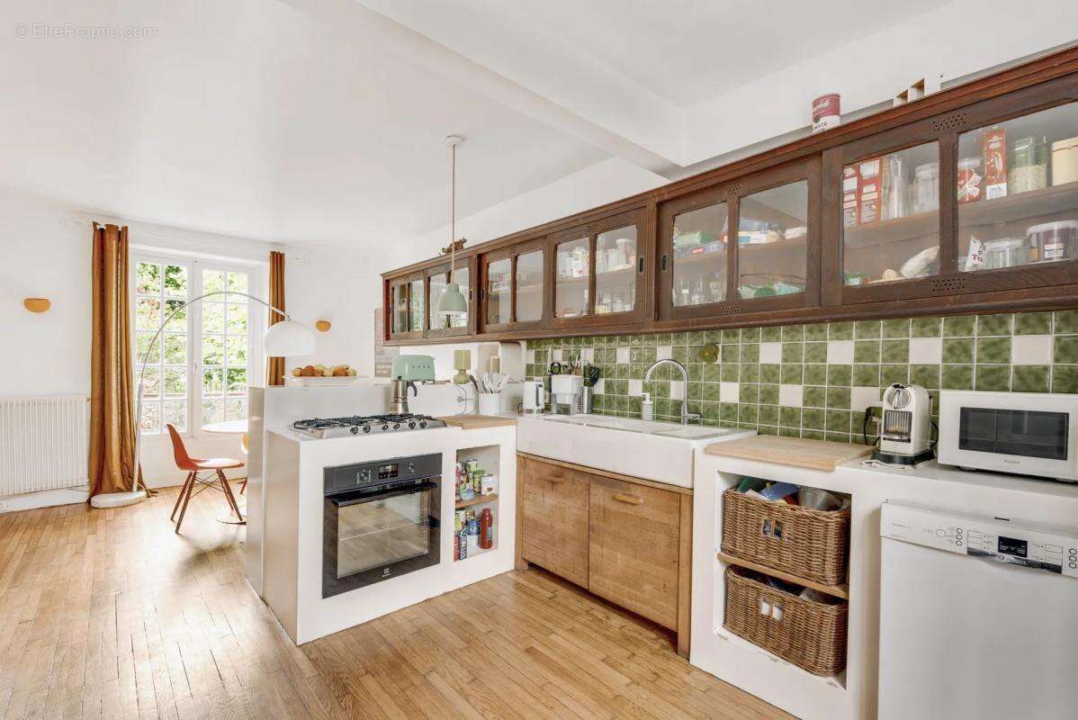 Maison à VILLENEUVE-LA-GARENNE