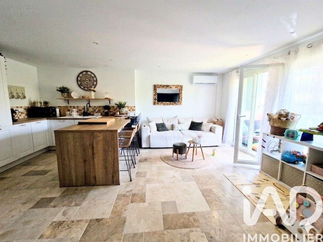 Photo 3 - Appartement à SIX-FOURS-LES-PLAGES