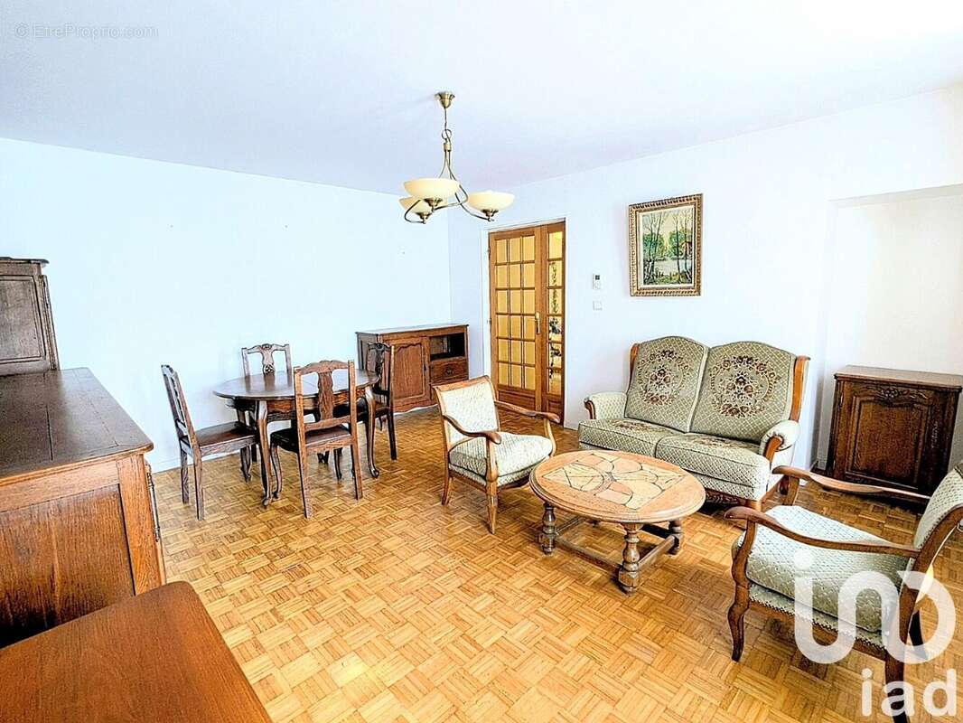 Photo 5 - Appartement à BRIE-COMTE-ROBERT