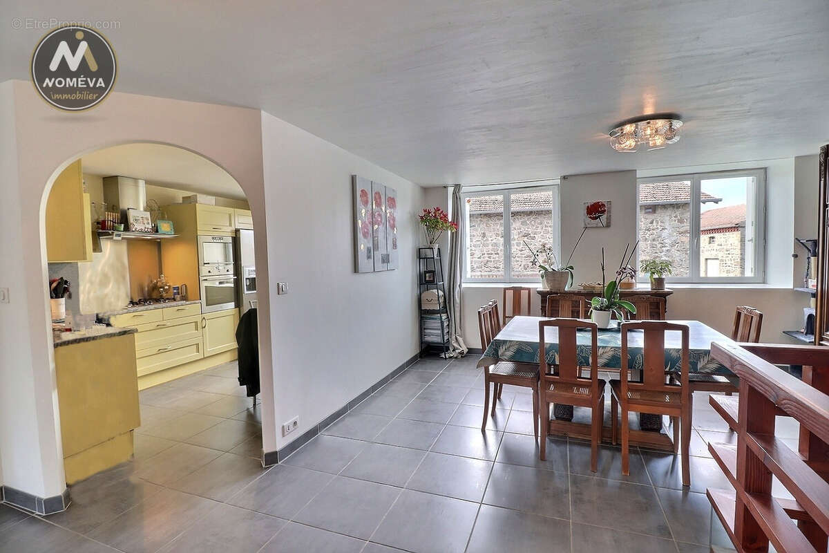 Maison à SAINTE-SIGOLENE