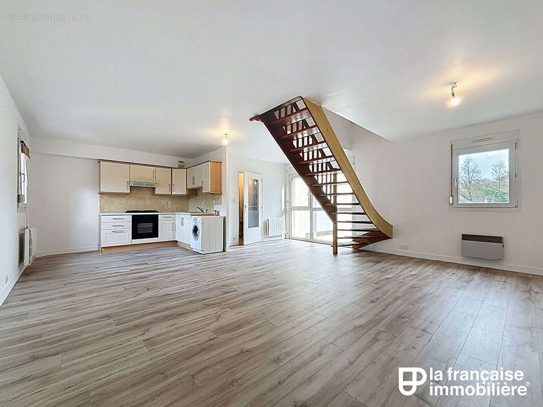 A VENDRE - Centre bourg Mordelles - Duplex de 65 m² habitables et 78.5 m² au sol - photo 6