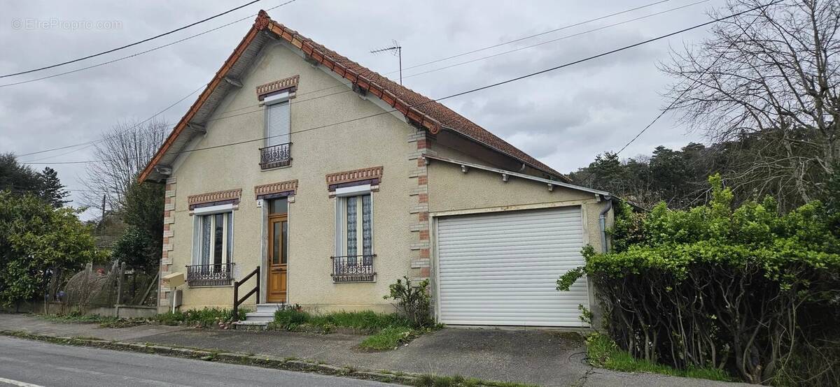 Maison à LA FERTE-ALAIS