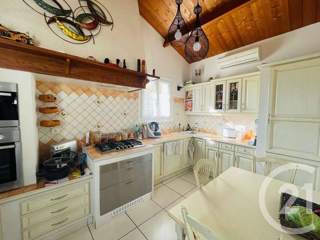 Maison à TALMONT-SAINT-HILAIRE