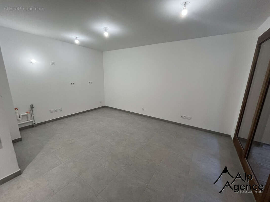 Appartement à CHAMPAGNY-EN-VANOISE