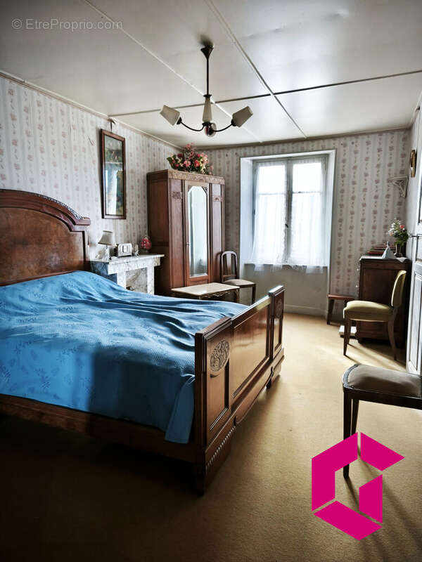 Maison à DORE-L&#039;EGLISE