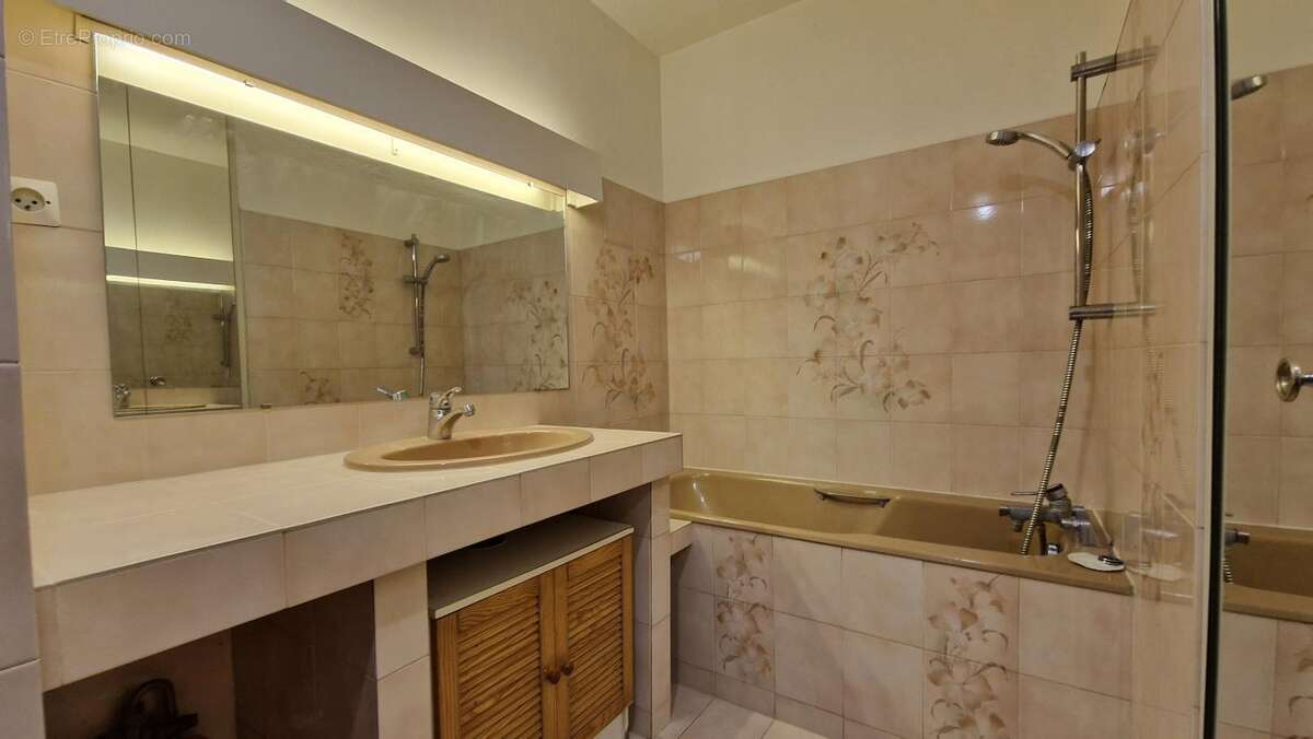 Appartement À Vendre - photo 15
