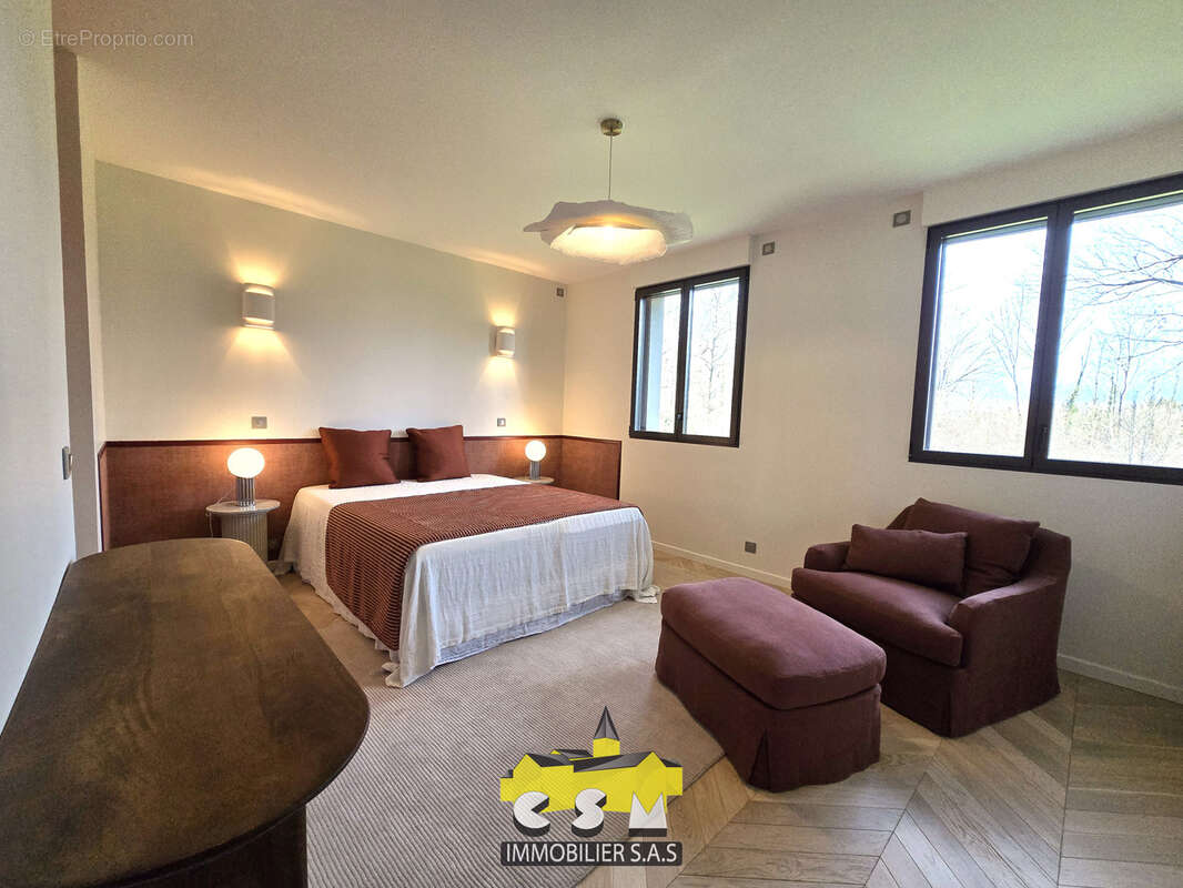 Maison à MAGNY-LE-HONGRE