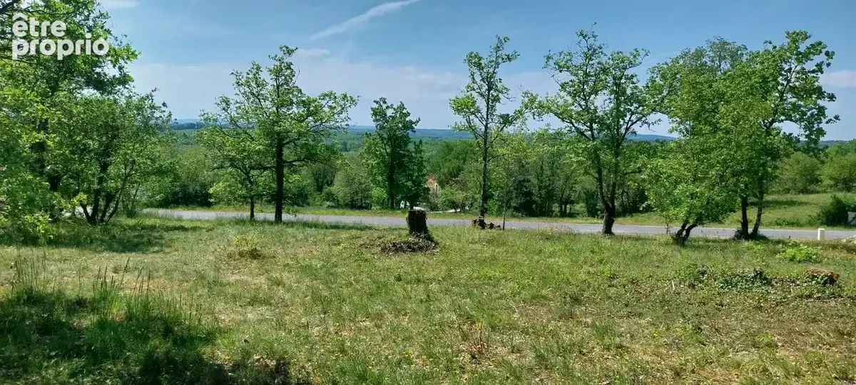Terrain 1 592 m² à vendre à Cuzance (46600) - photo 2