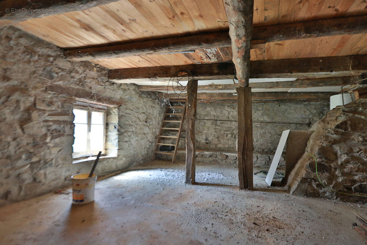 Maison à CHANTEUGES