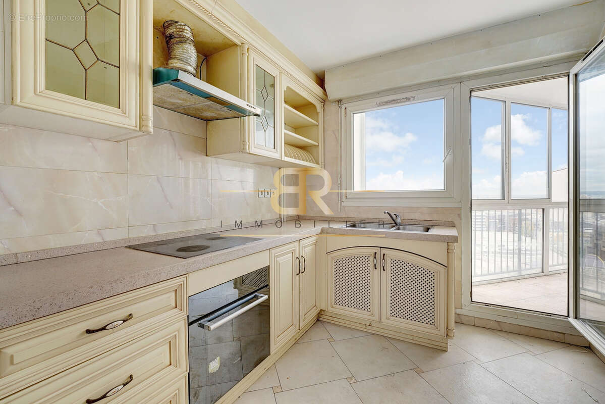 Appartement à PARIS-19E