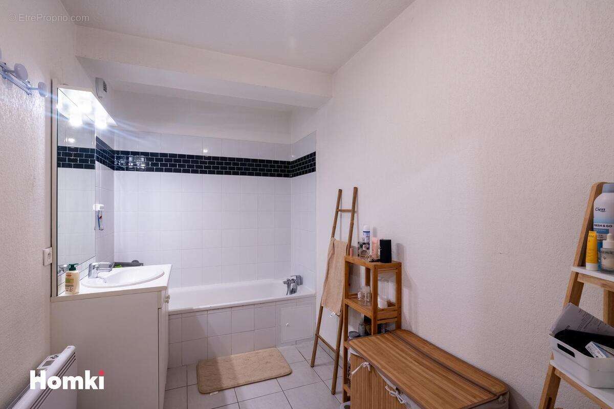 Appartement à LE HAILLAN