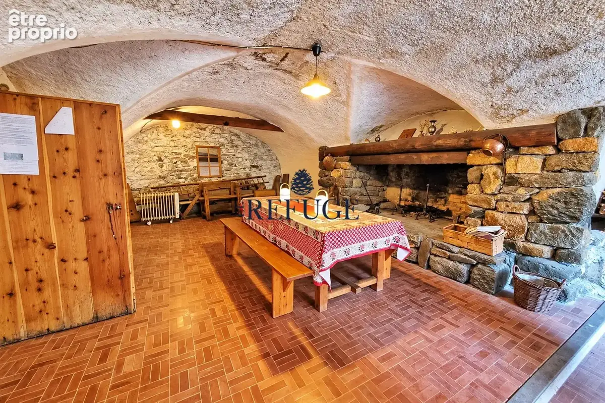Maison 5 pièces 207 m² à vendre à Saint-Paul-Sur-Ubaye (04530) - photo 6
