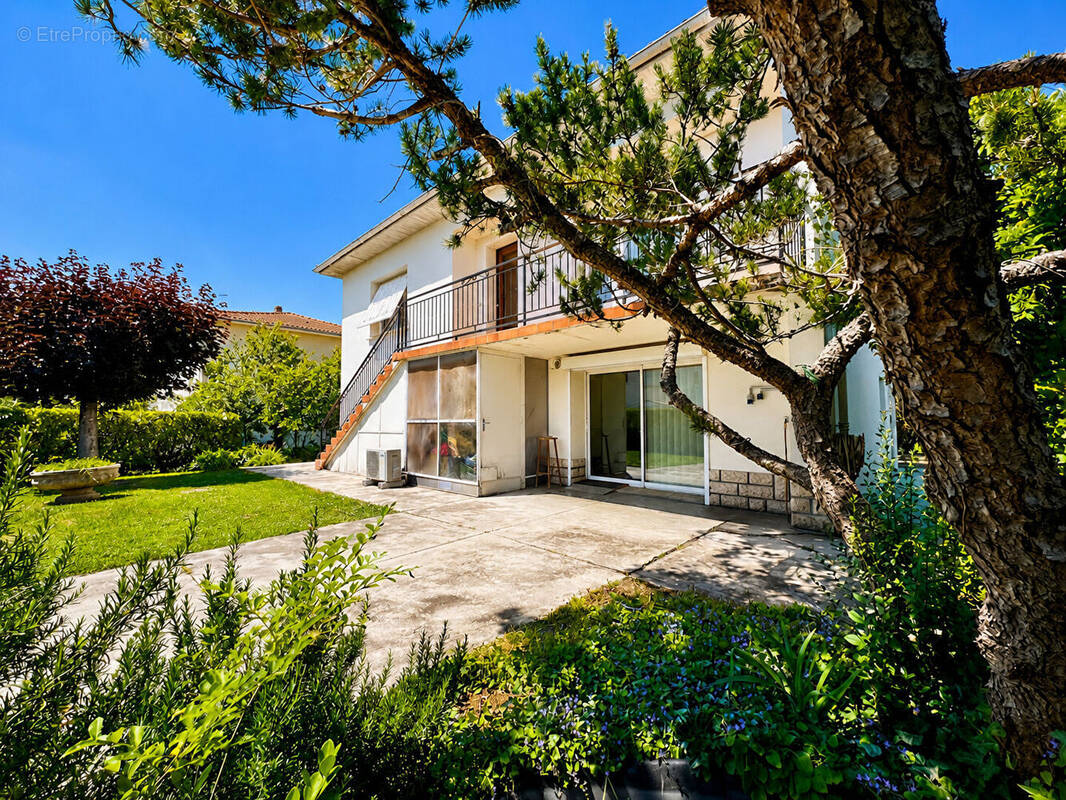Maison à VILLENEUVE-SUR-LOT