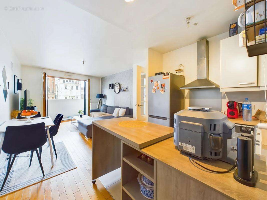 Appartement à COLOMBES