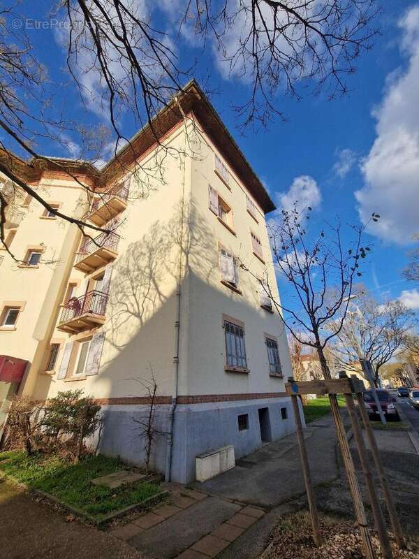   - Appartement à GRIGNY