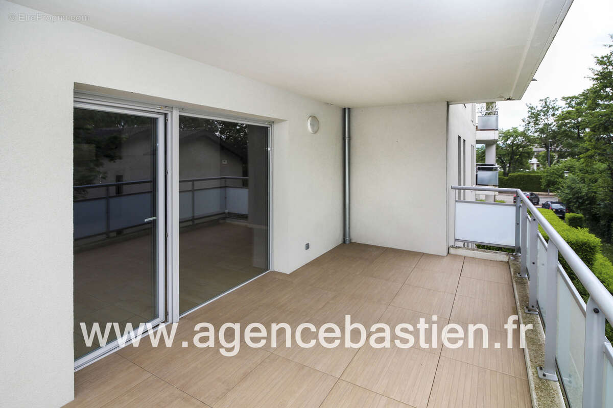 Appartement à DIVONNE-LES-BAINS