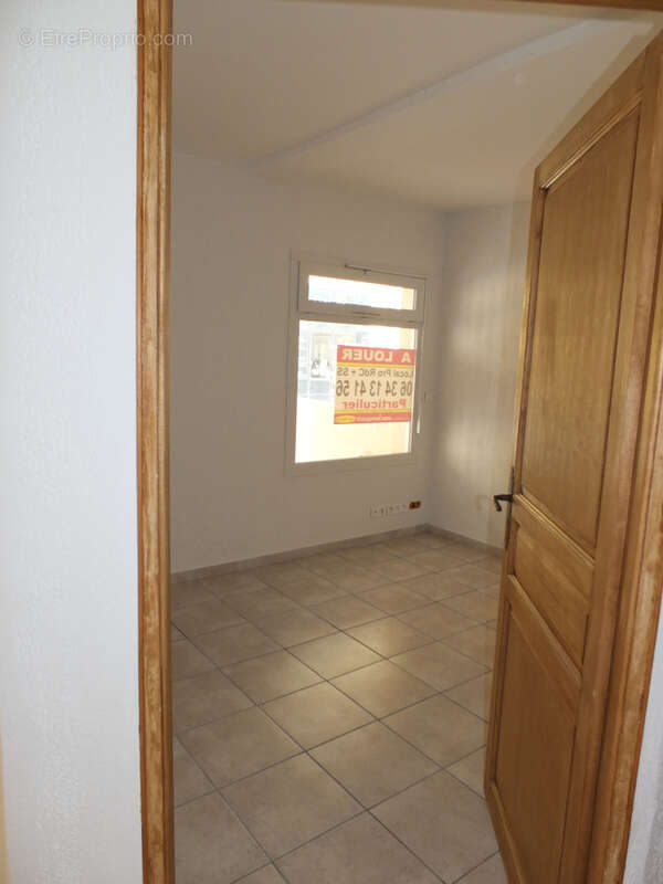 Appartement à SALERNES