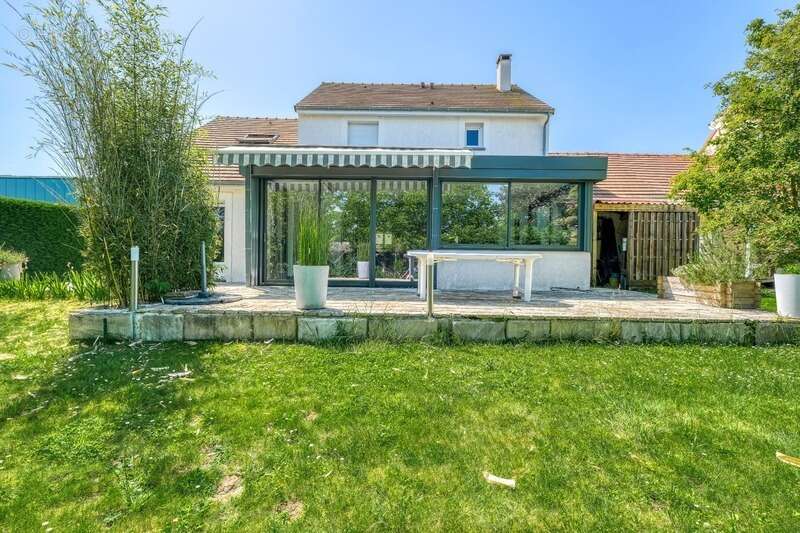 Maison à JUILLY