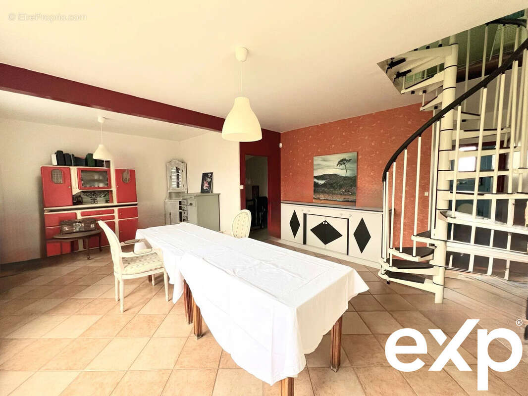 Maison à MANTES-LA-JOLIE