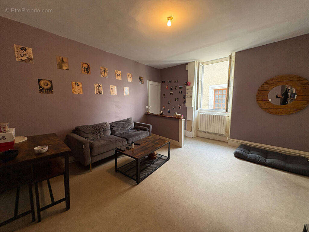 Maison à ARGENTON-SUR-CREUSE