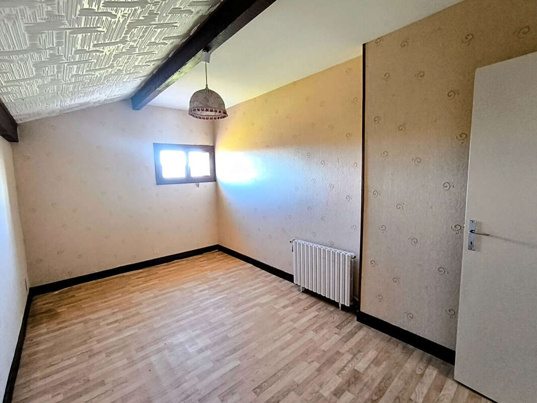 Maison à SAINT-ELOY-LES-MINES