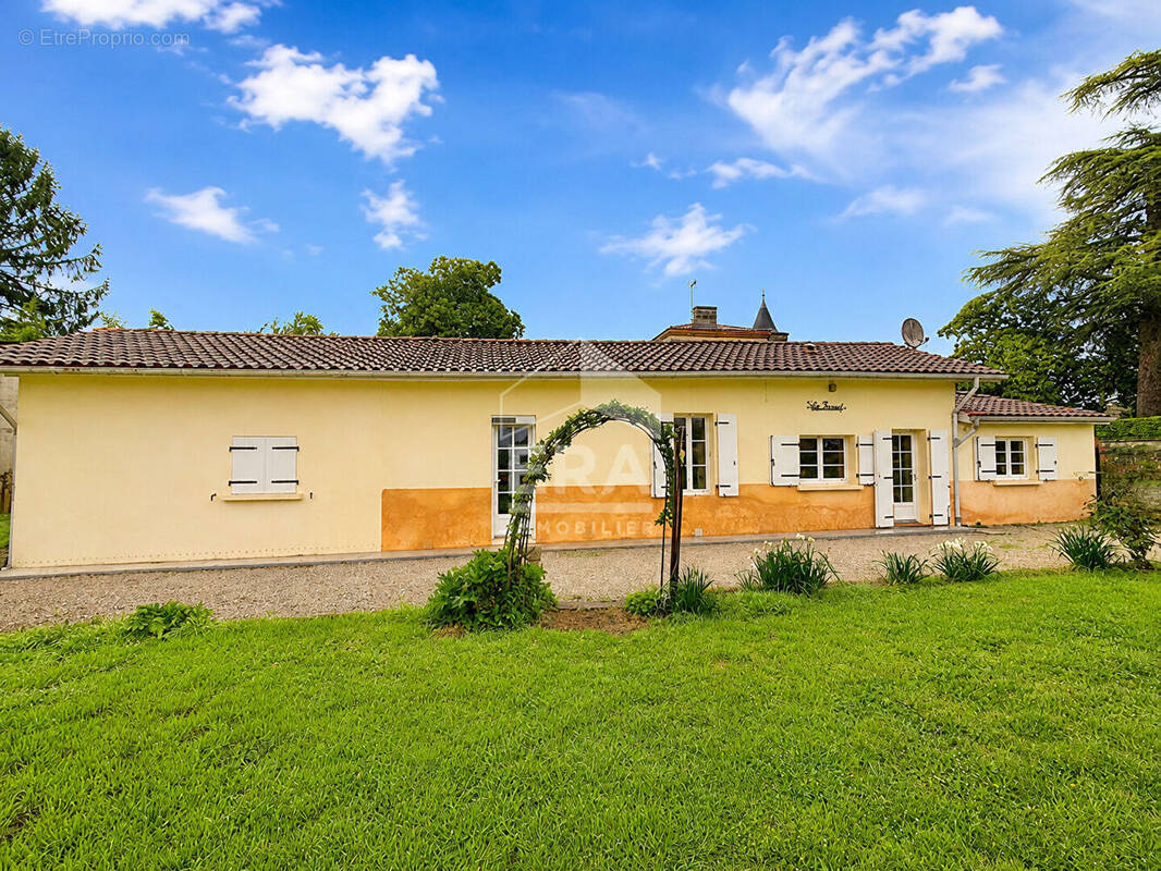 Maison à VILLENEUVE