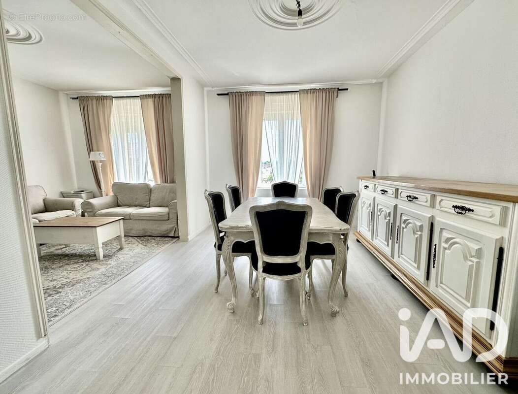 Photo 2 - Appartement à AMNEVILLE