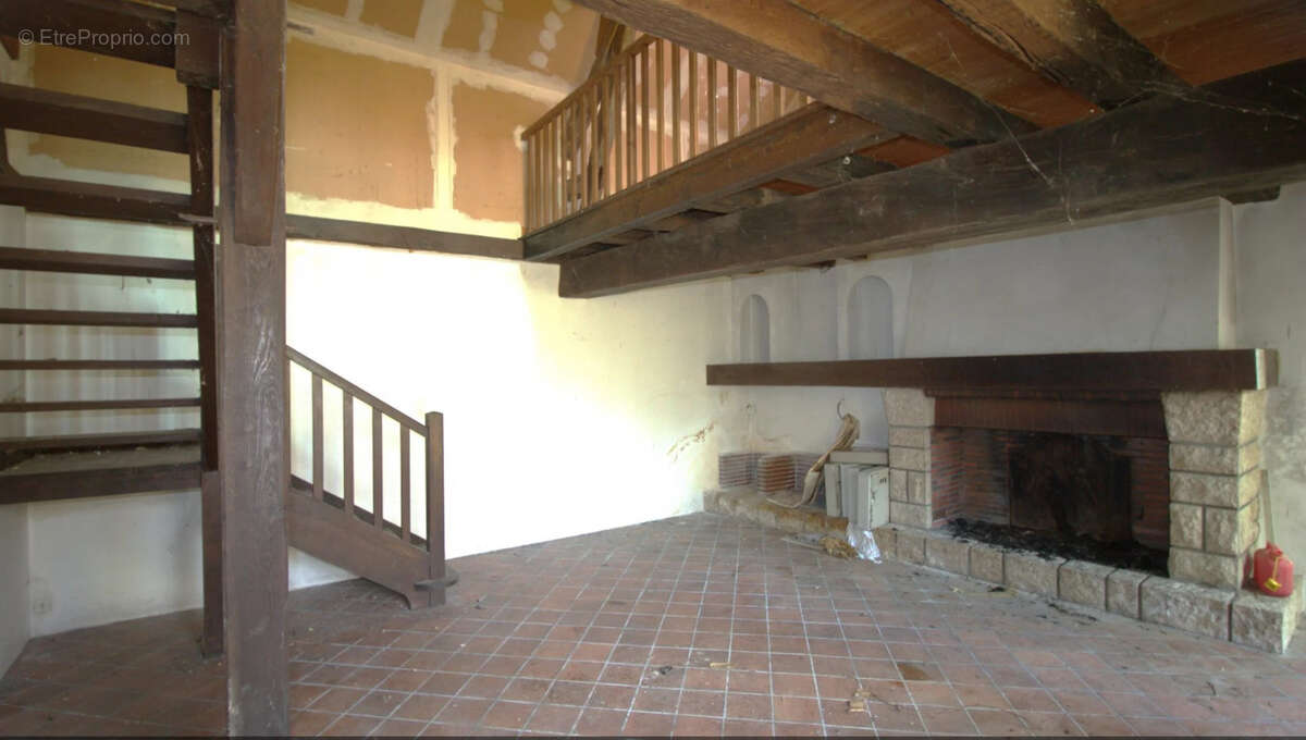 Maison à LA GUERCHE-SUR-L'AUBOIS