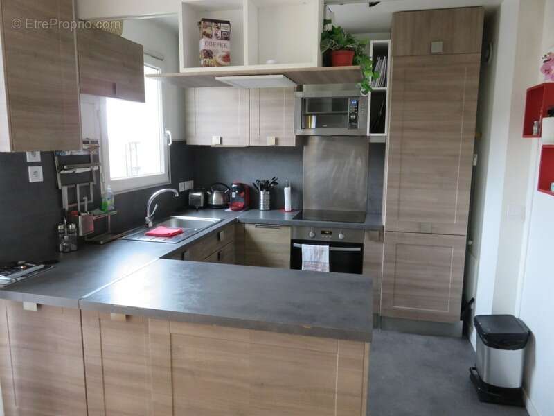 Appartement à vendre 3 pièces LA PLAINE SAINT DENIS (93) - photo 3