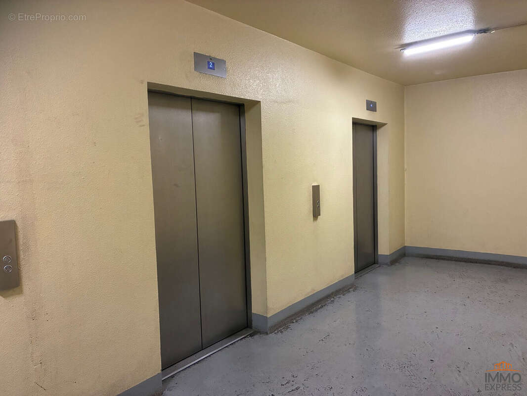 Parking à PARIS-13E