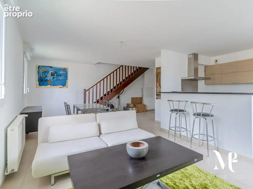 Appartement T3 en duplex - 70m² + toit-terrasse - photo 3