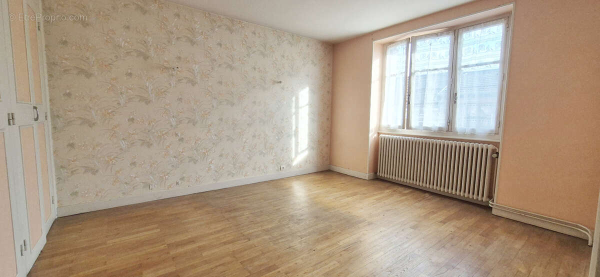 Maison à TREPT