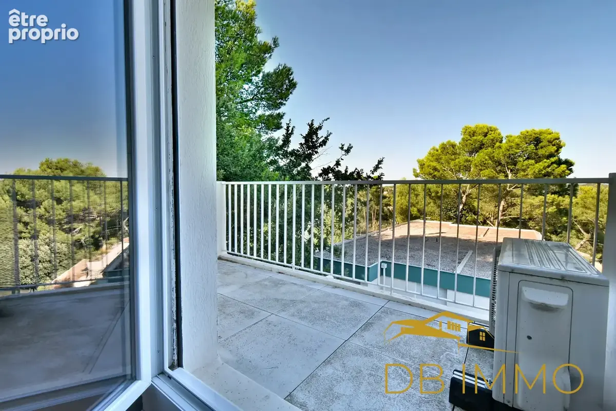 Villeneuve-Lez-Avignon, 112 m2 + 60 m2 de terrasse face à la Provence : un appartement hors norme - photo 15