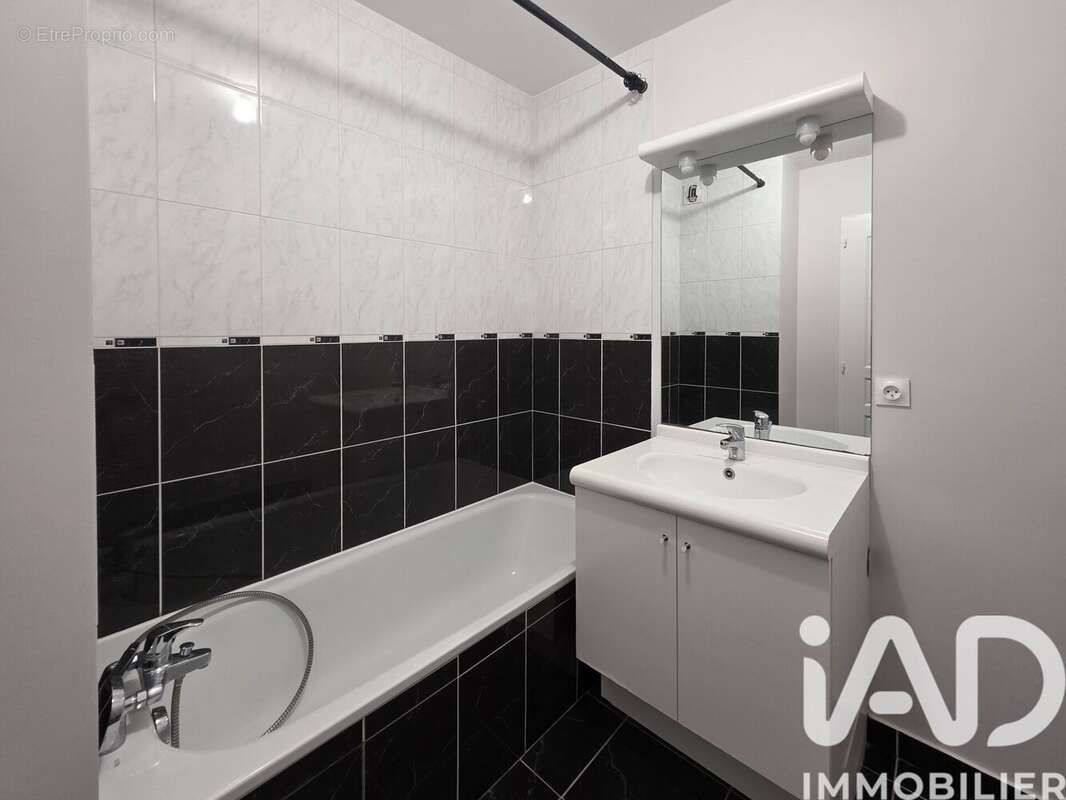 Photo 9 - Appartement à ALLONZIER-LA-CAILLE