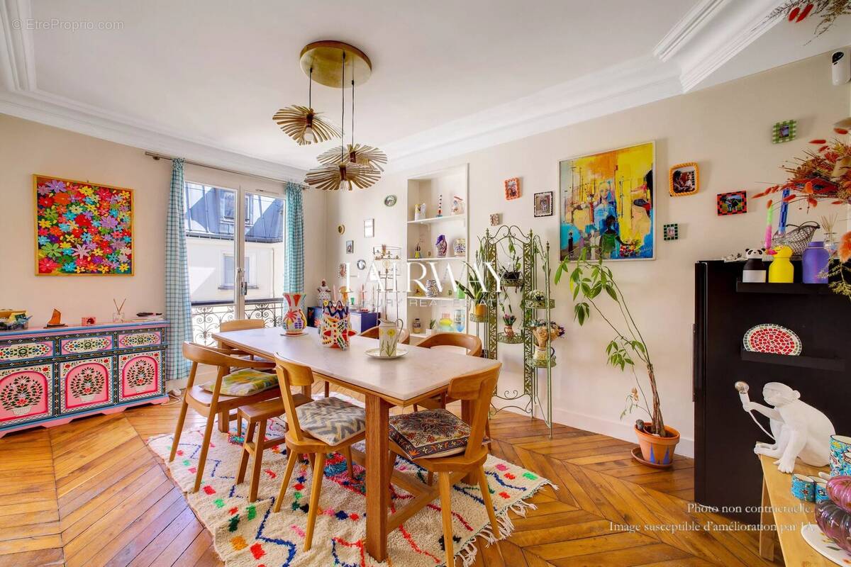 Appartement à PARIS-10E