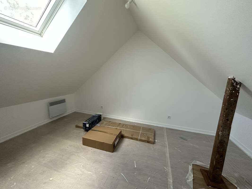 Appartement à SAINT-FARGEAU-PONTHIERRY