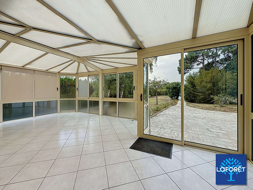 HUISSEAU-SUR-COSSON - Maison familiale de 148 m² avec piscine - photo 18