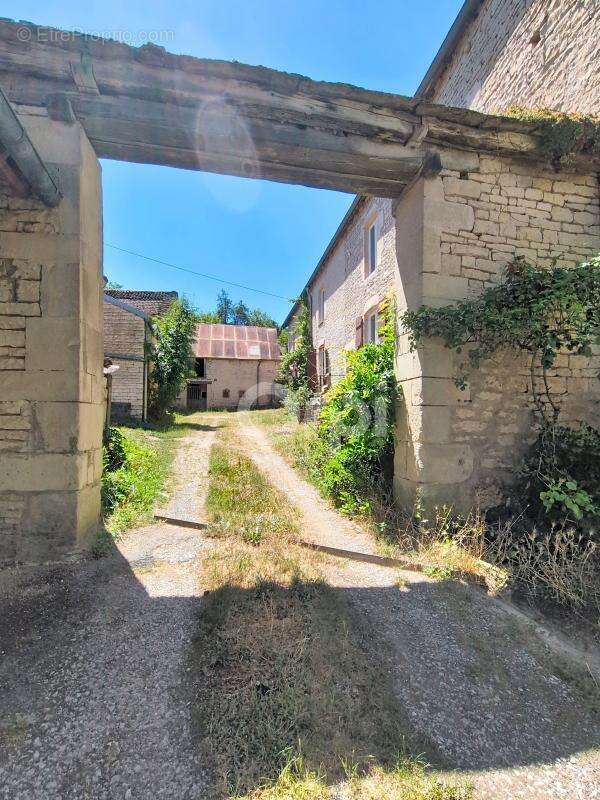 Maison à cirfontaines en azois - photo 3