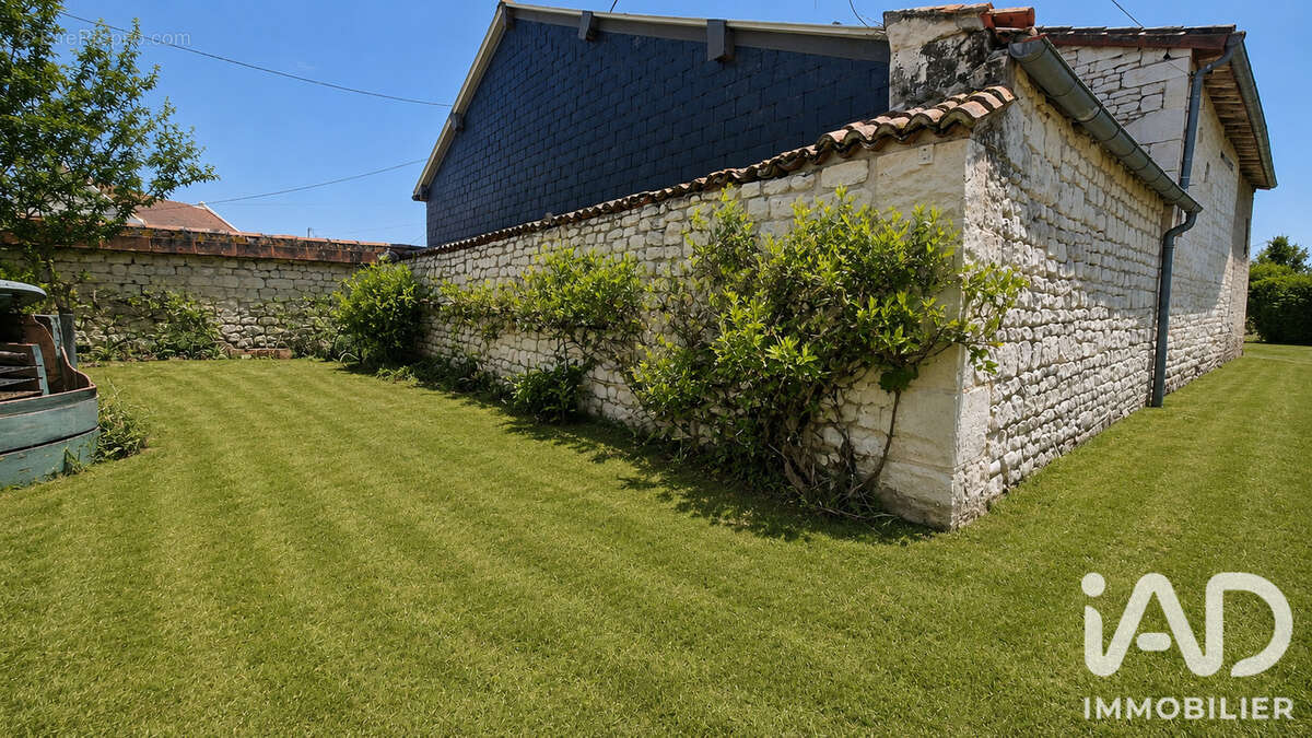 Maison 115 m² à Beuxes  - photo 2