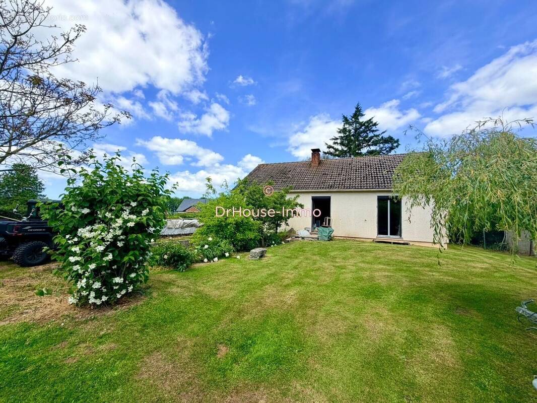 Maison à SAINT-JACQUES-D'ALIERMONT