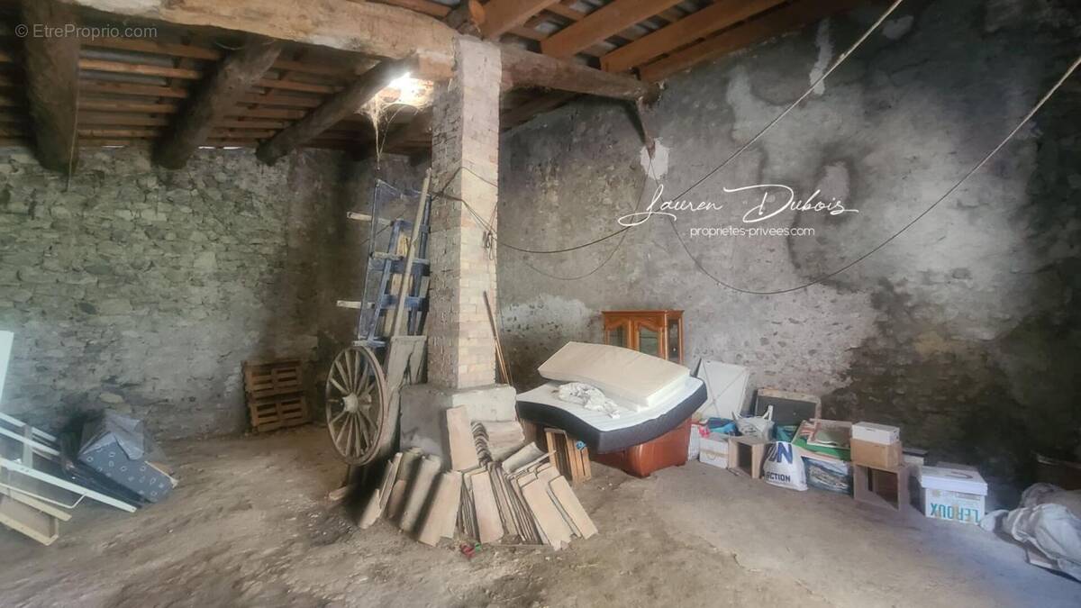 Maison à LA MOTTE-DU-CAIRE