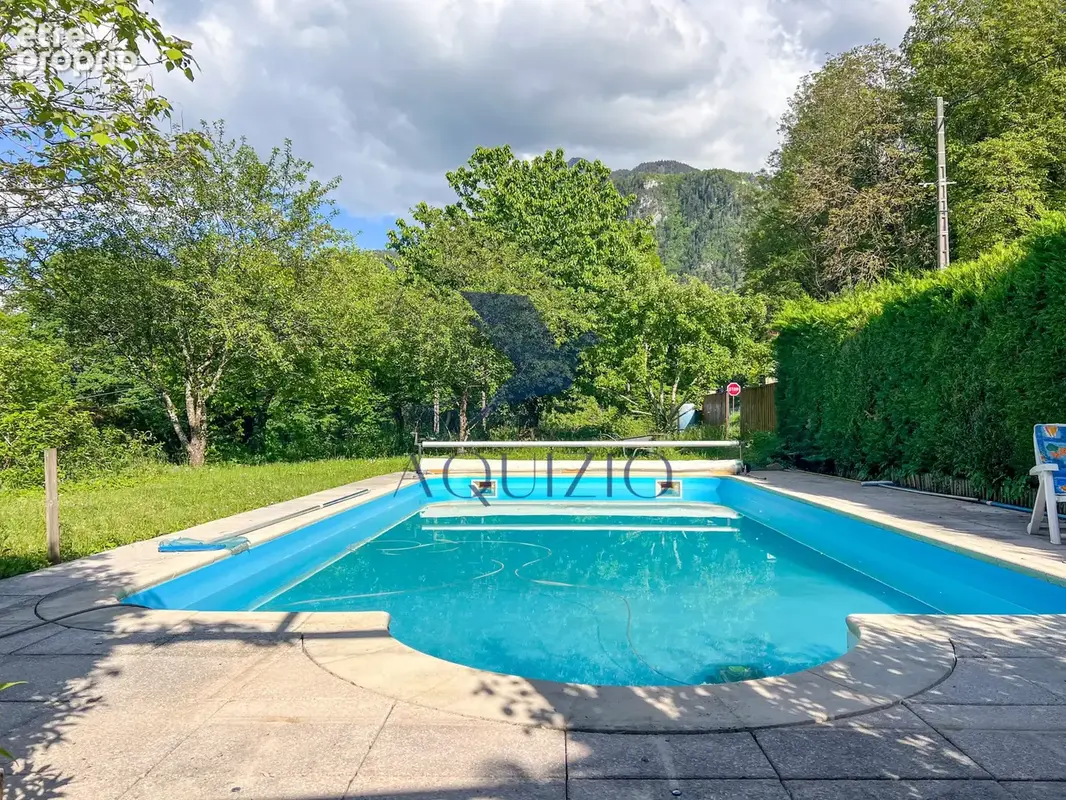 Maison 4 chambres + bureau sur un grand terrain avec piscine - photo 3
