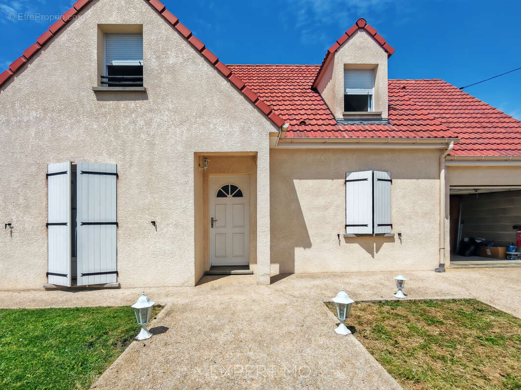 Maison à ROISSY-EN-BRIE