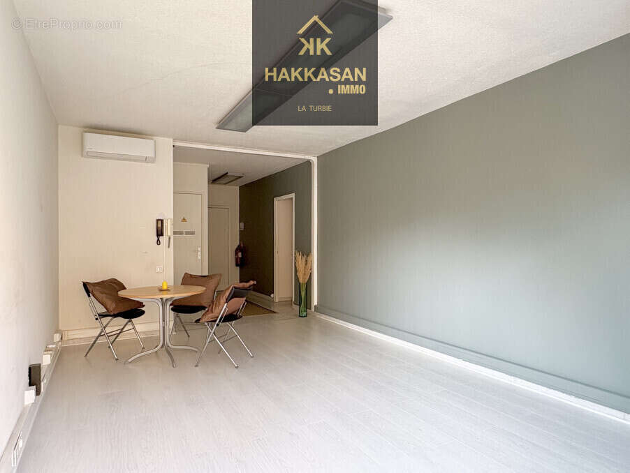 Appartement à BEAUSOLEIL