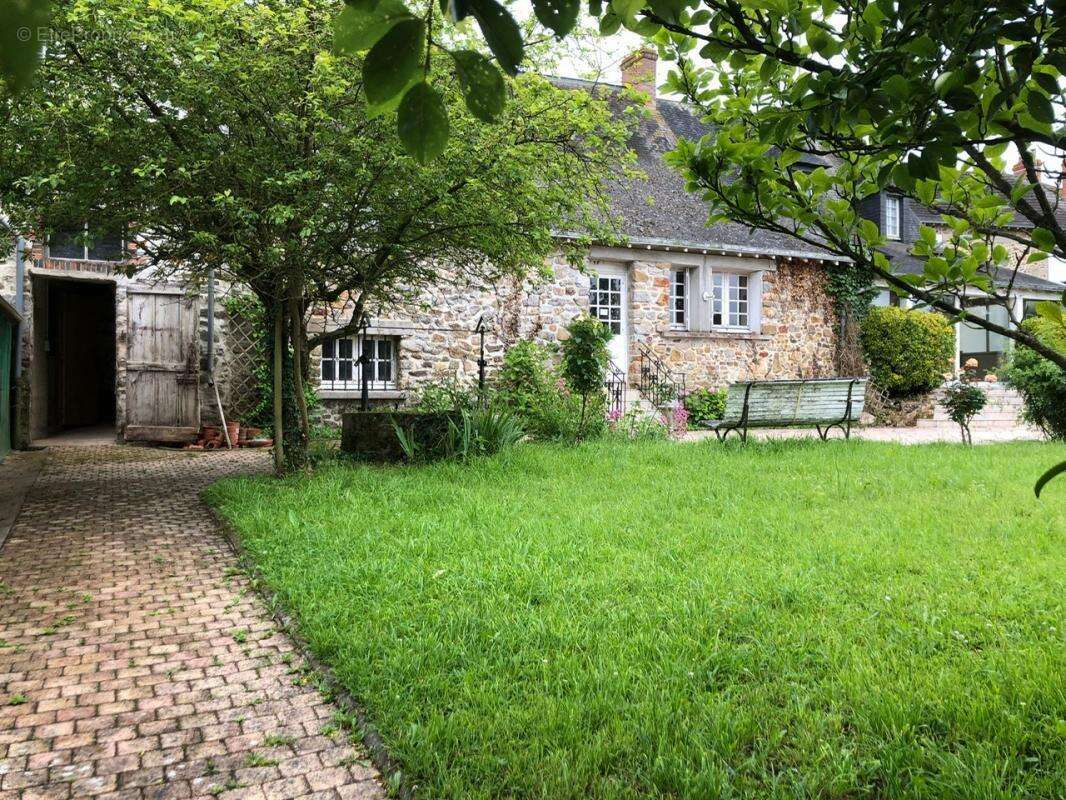 À Vendre : Maison Bourgeoise de Caractère au Coeur de Vaiges - photo 21