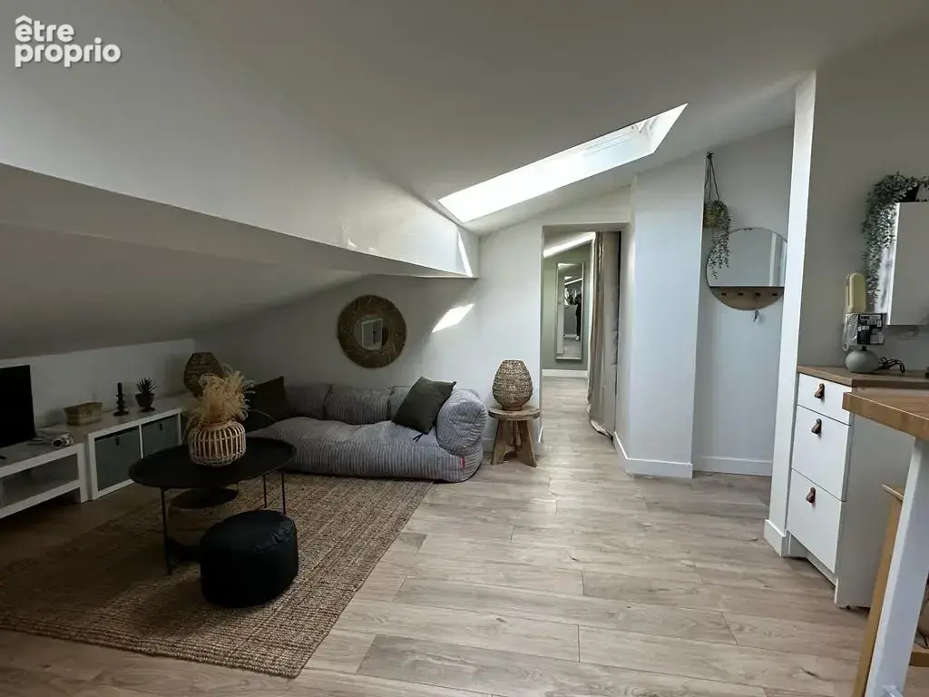 Quartier Marengo - Appartement 17.47 m2 carrez et 43 m2 habitables en dernier étage - photo 3