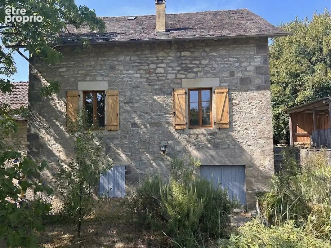 Maison de caractère 108 m2 - 3/5 ch. - Piscine, Grange & Terrain 2 400 m2 - photo 3