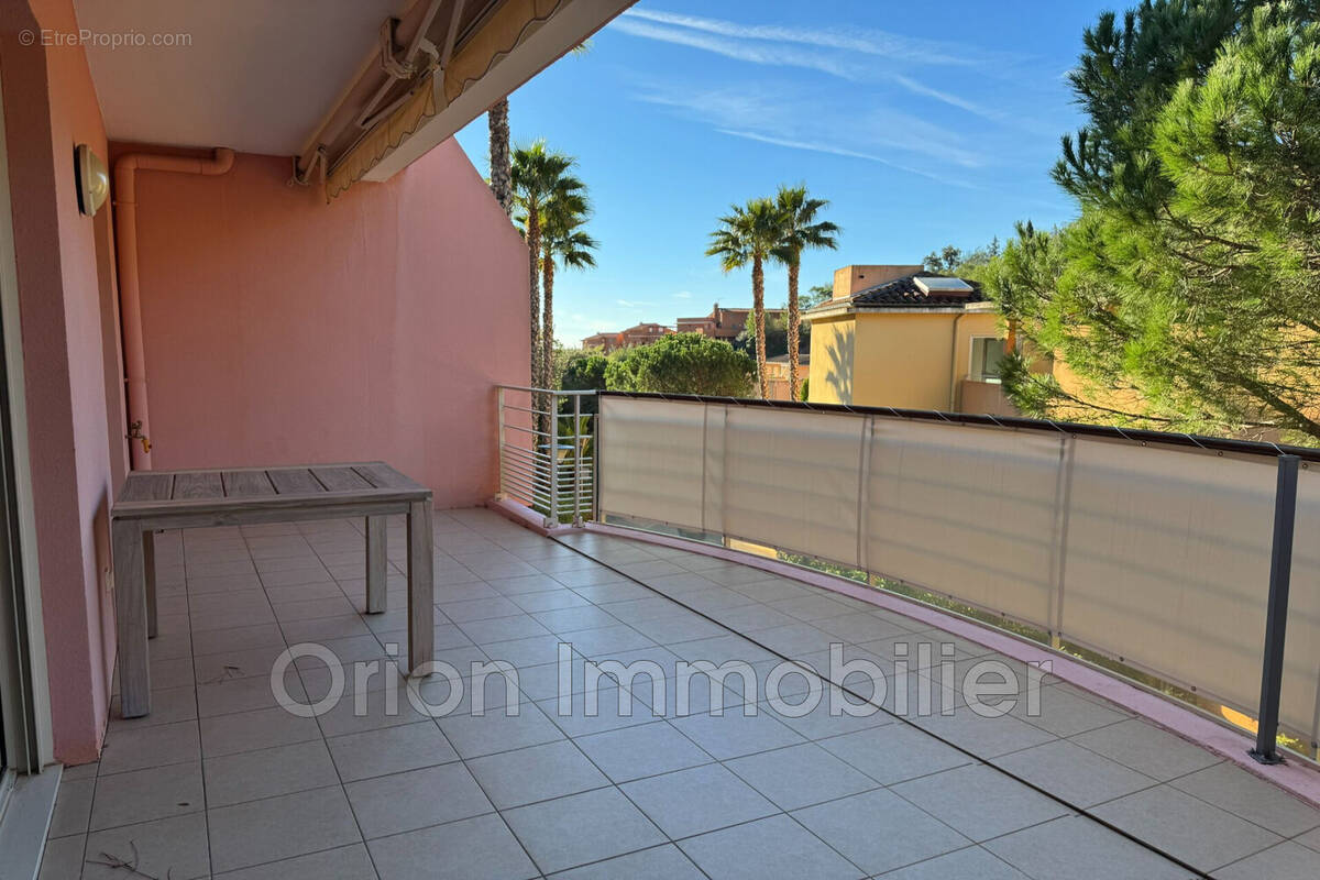 Appartement à THEOULE-SUR-MER