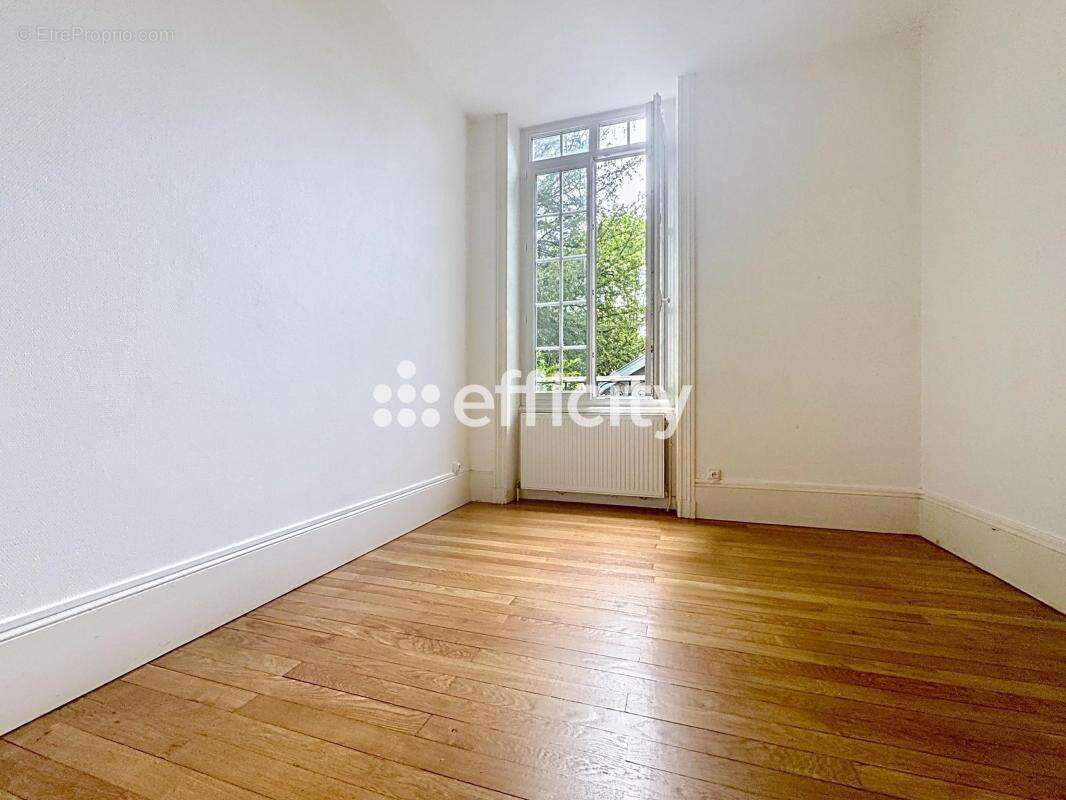 Appartement - photo 10